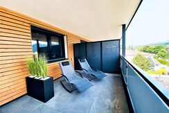 4B374DFE-EFEC-4911-B92C-FA144671EADA