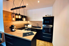 17105D10-7A37-4E44-8501-D28EAA2B16F7