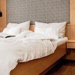 Photo of double room with shower, WC