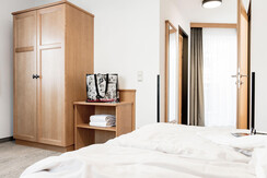 aktiv-doppelzimmer-mit-teppichboden