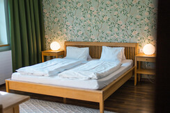 Grüne Erde Doppelzimmer mit Kochnische