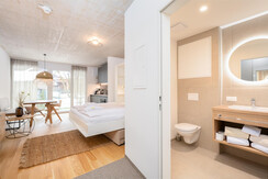 BASE 2.03| viel Platz für 2 Personen mit Garten