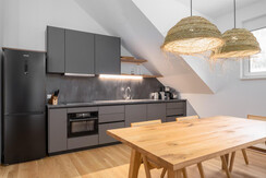 BASE 1.09 | küche mit großzügigen essbereich