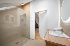 BASE 3.05 | badezimmer 1 mit dusche