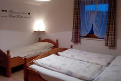 Dreibettzimmer