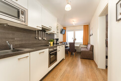 Top 4 Küche mit Esstisch