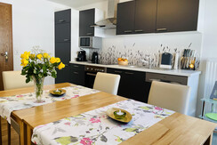 Bergluft-Appartement-Haus-Lerchegger_Küche