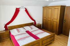 Bergluft-Appartement-Haus-Lerchegger_Doppelzimmer