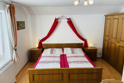 Bergluft-Appartement-Haus-Lerchegger_Doppelzimmer