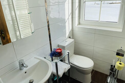 Bergluft-Appartement-Haus-Lerchegger_Bad