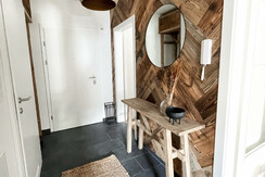 B1211787-A8EA-4D8D-B9DB-EABCEBABFEE8