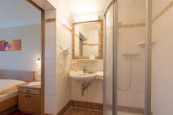 Appartement Schladming Badezimmer Talblick