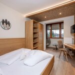 Photo of single room (or single with child) with shower, WC