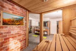 Eigene Salzsauna lädt zum Abschalten ein