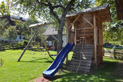 Bröcklhof- Ferienhaus Johann Spielplatz