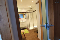 425cdbfe-33cd-4730-a405-b9a3a585ef1d