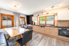 Chalet-am-See-Apartment-Haus-myNests-Aich-Schladmi