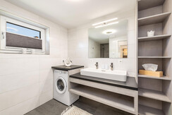 Chalet-am-See-Apartment-Haus-myNests-Aich-Schladmi