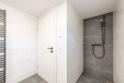 Chalet-am-See-Apartment-Haus-myNests-Aich-Schladmi