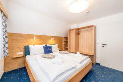 Chalet-am-See-Apartment-Haus-myNests-Aich-Schladmi