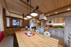 Chalet-Hoamatgfühl-von-myNests-Haus-im-Ennstal-Sch