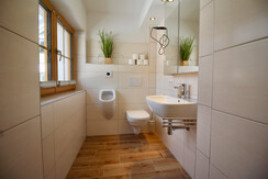 Chalet Mama, Badezimmer EG4