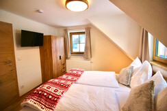 Chalet Mama, Schlafzimmer, Doppelbett2