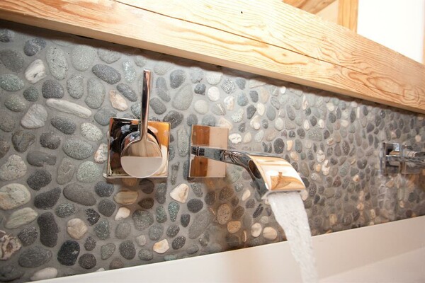 Frisches Quellwasser