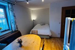 Apartment table to Dble bed  2025