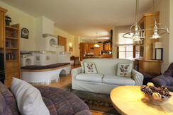 Lounge mid floor 3U5A7498