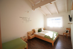 Zimmer mit Dusche / Wc / TV und W-lan