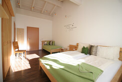 Zimmer mit Dusche / Wc / TV und W-lan