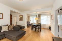 Spacious, cozy living room