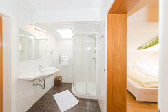 Ferienwohnung Nr. 2 Bad 3