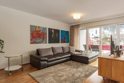 Living in Crystal Top 4