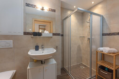 Crystal Top 5a bathroom with shower