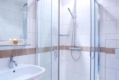 Dusche und WC - Biespiel