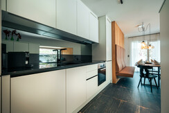 Top equipped kitchen with high quality equipment