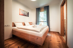 Single bed or double bed possible with en suite bathroom