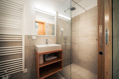 En-suit bathroom with rain shower