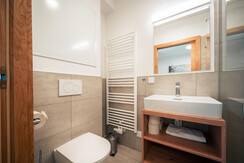 bathroom en suite