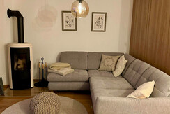 c559914a-b30c-4db3-be98-64f6757e7d94