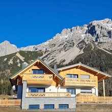 a18bf7f6-b3c8-41a1-ab0d-57a04892b347