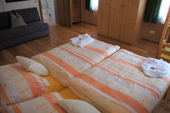 Bademäntel liegen bereit