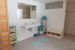 großzügiges Badezimmer
