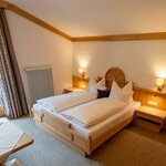 Pomiń zdjęcie Pokój rodzinny, prysznic, WC