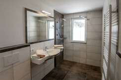 shooting-star.at-2704