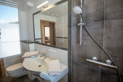 shooting-star.at-2708