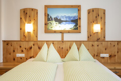 Gesunder Schlaf im Zirbenbett