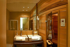 Suite-Bad-Infrarotkabine-Ferien-bei-Unger-im-Natur